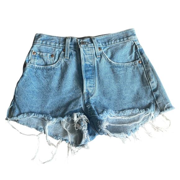 Levi's 501 Light Wash Button Fly Jean Shorts Size W24 - Picture 1 of 7